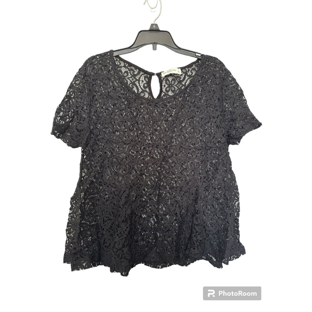 Abercrombie & Fitch black lacy Blouse size L‎